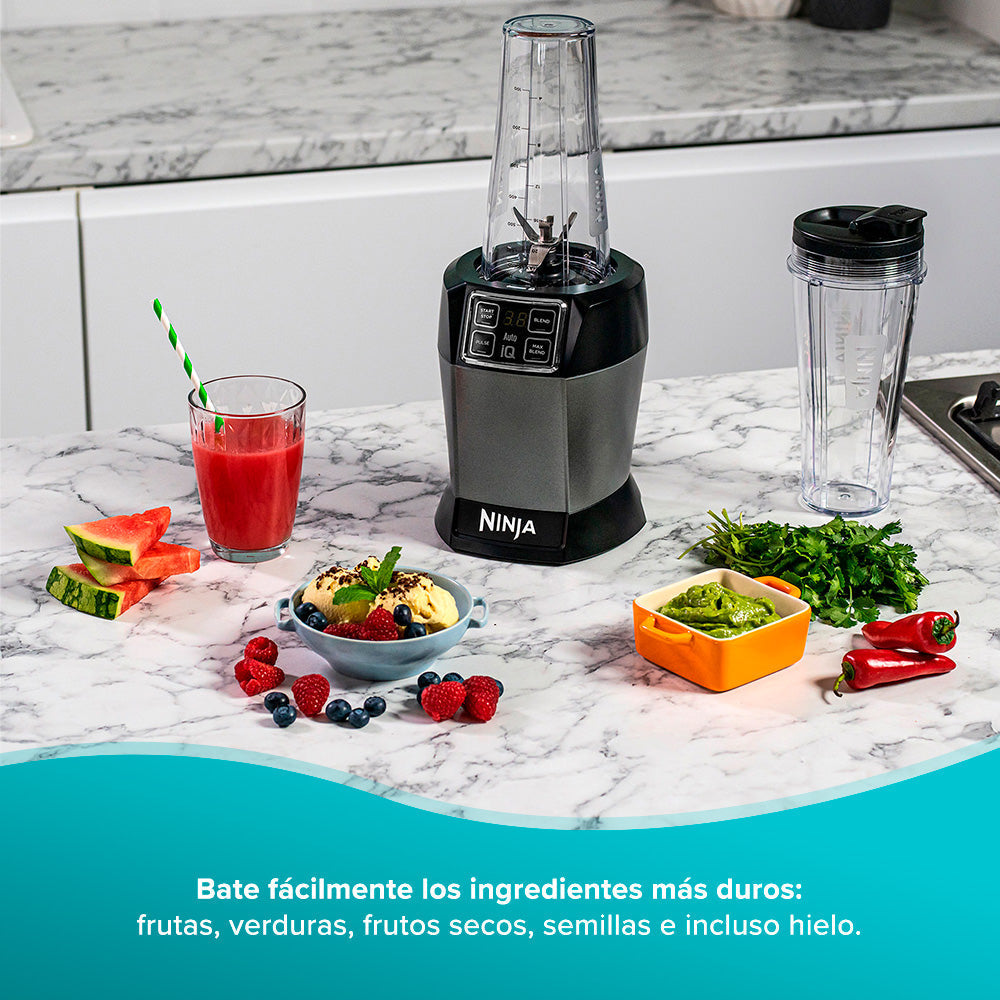 Licuadora Individual Ninja con Auto-iQ® 1000 W, bate ingredientes duros, frutas, verduras, frutos secos, semillas, Hielo