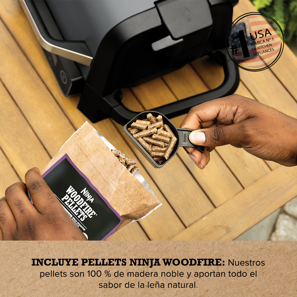 Parrilla eléctrica con Ahumador Ninja Woodfire