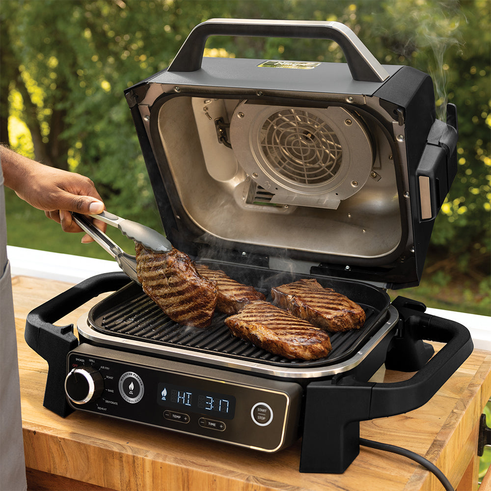 Parrilla eléctrica con Ahumador Ninja Woodfire